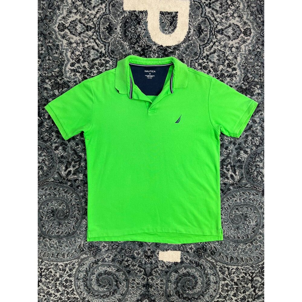 Men's Nautica Polo Style button Up Shirt Size Medium Green